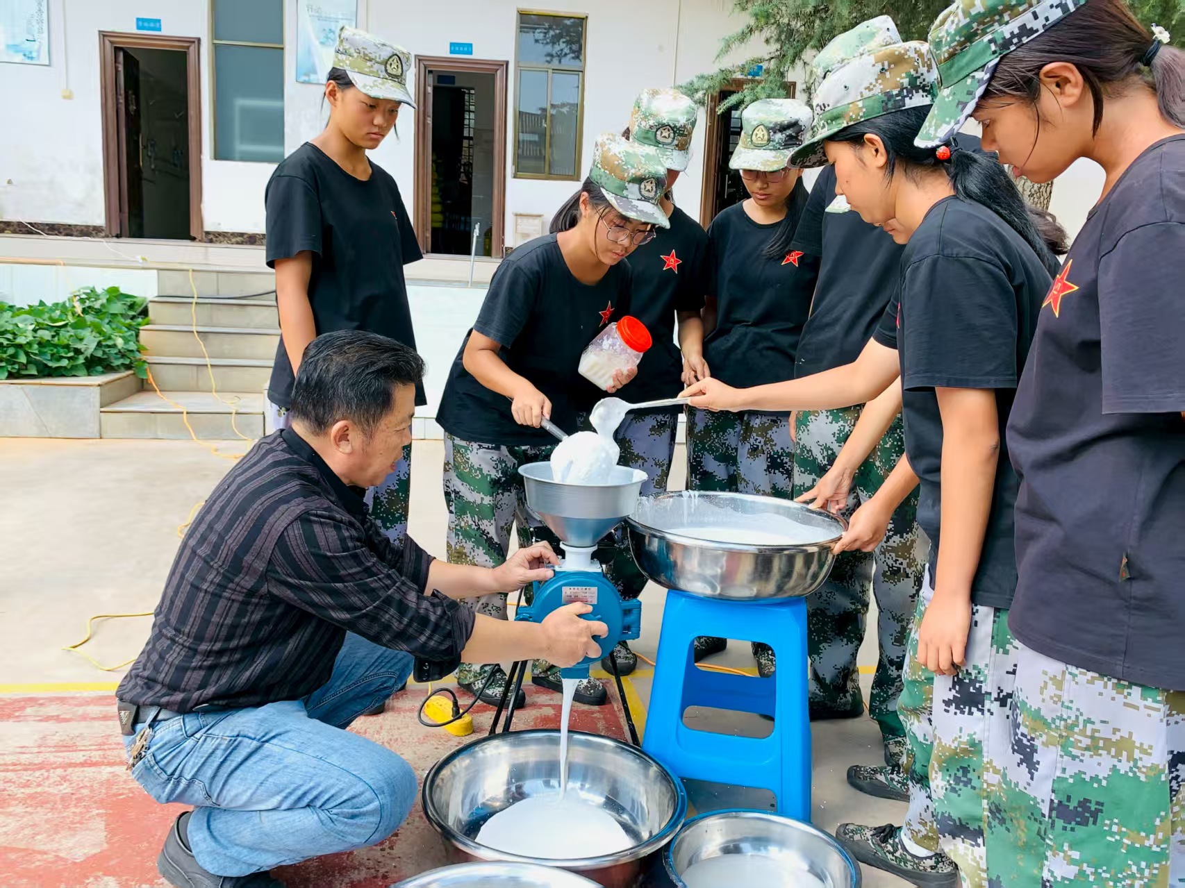 昆明起点学校教学活动