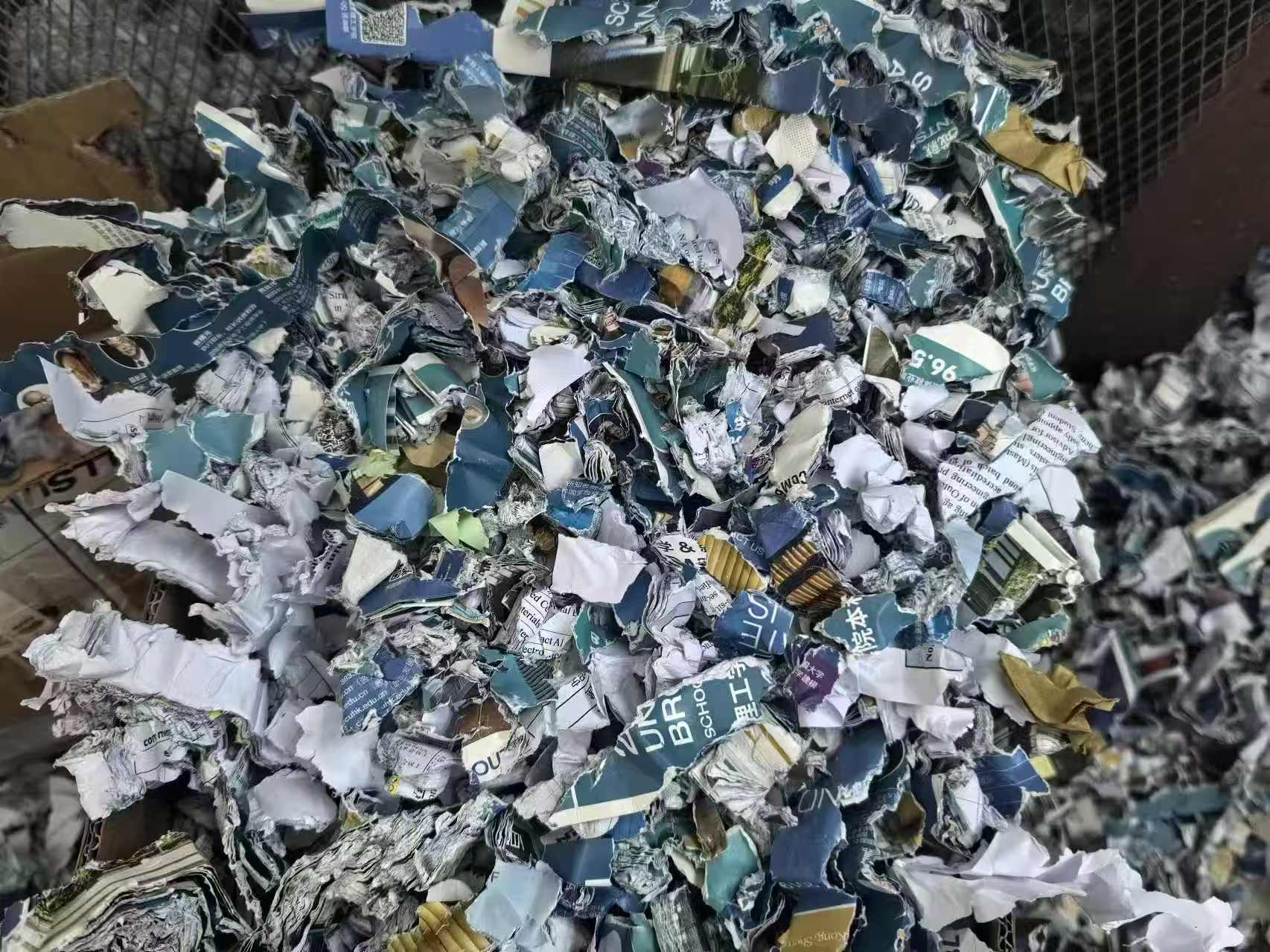 文件销毁设备展示