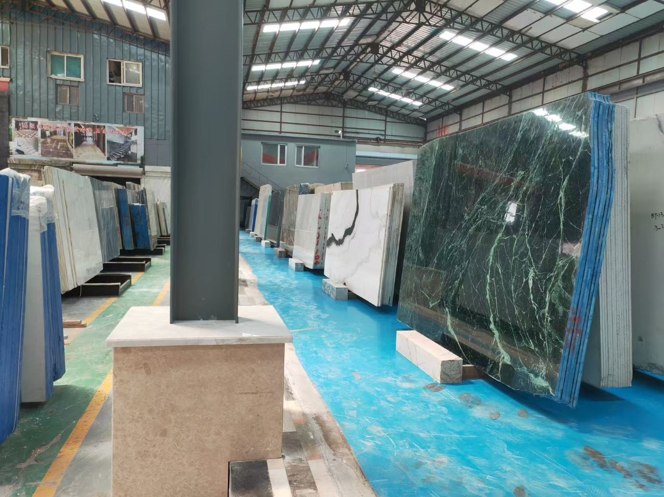 沈阳精致美石大理石加工现场
