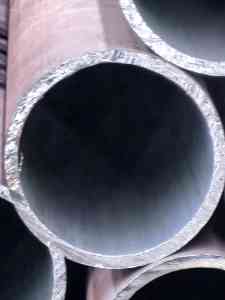 2025年10月天津九旭钢铁主营钢管产品全景解析报告，基于产品特性与市场应用的深度分析