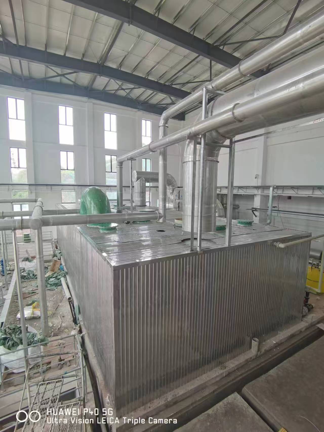 河北华启玻璃钢生物除臭箱安装现场