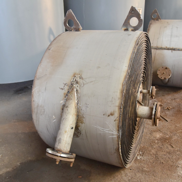 源兴机械动物油冷却器产品图