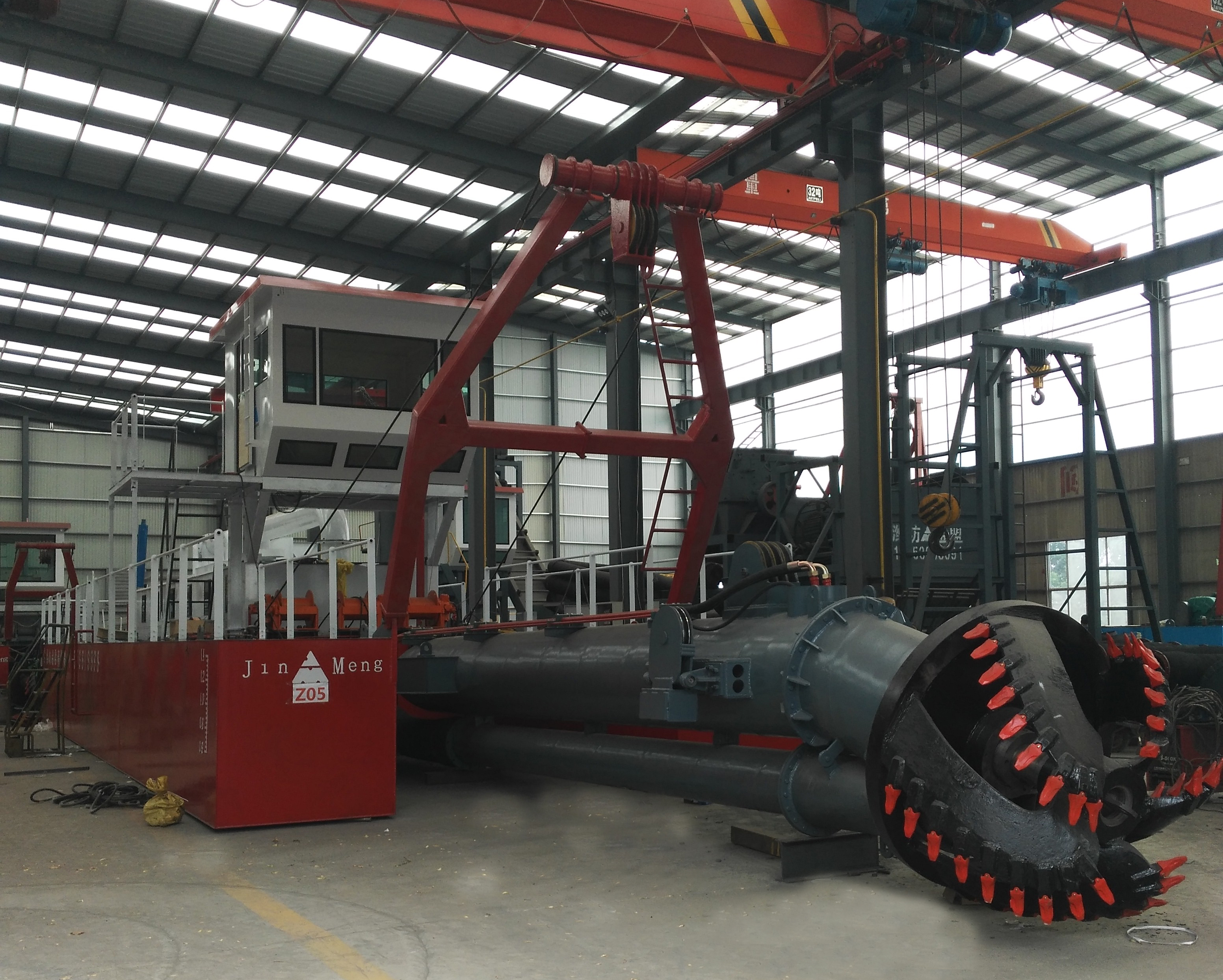 潍坊金盟机械抽沙船作业场景