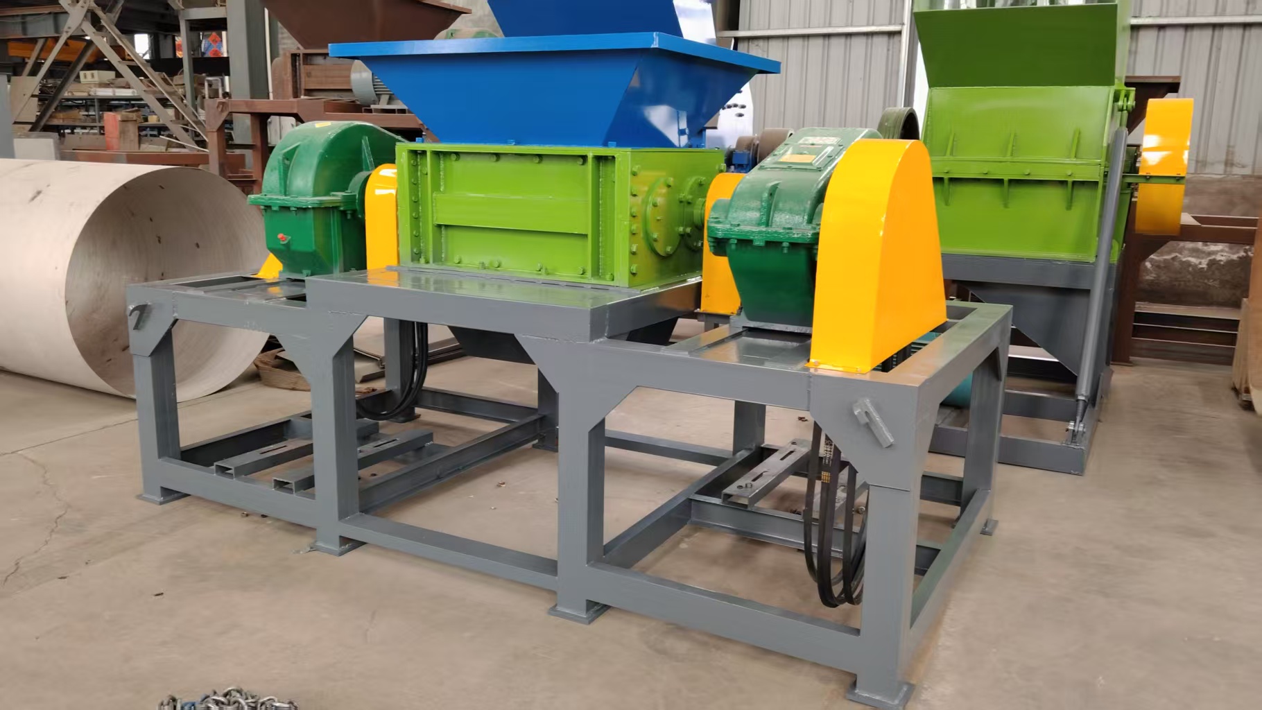 河南天镜环保设备有限公司撕碎机产品实拍