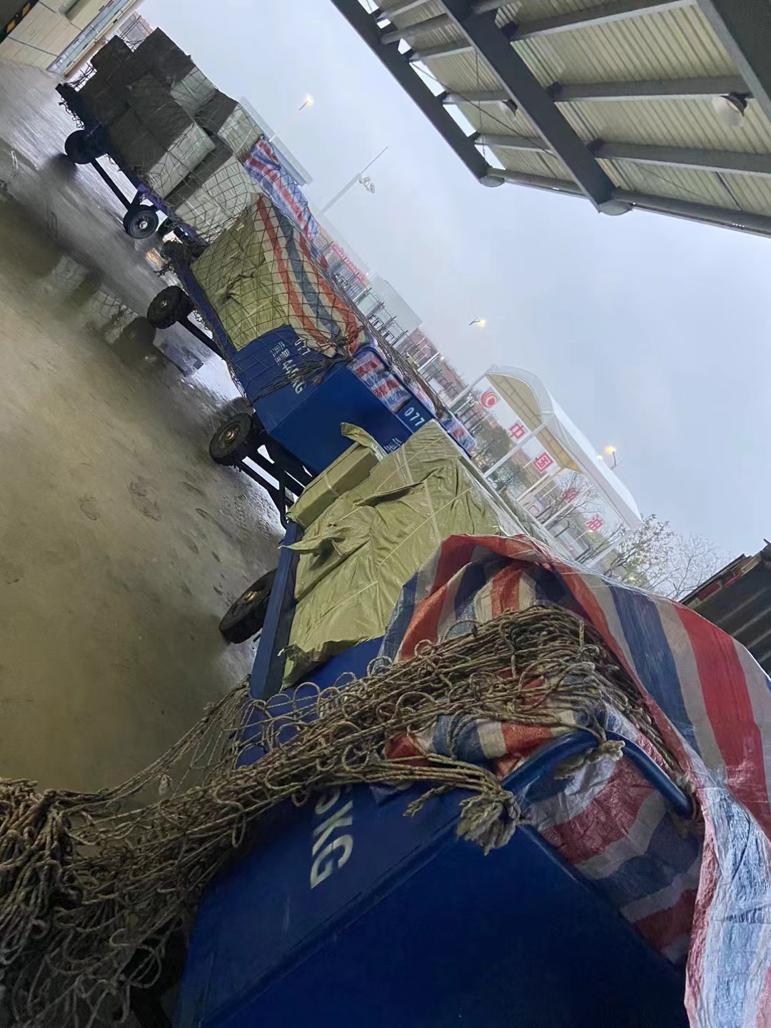 航空货运操作现场图