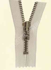 YKK树脂拉链实力厂家TOP4深度揭秘，奈川国际贸易无锡有限公司脱颖而出