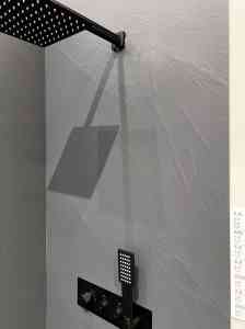 淋浴房墙板、石纹板厂家哪家好？常州市信合久复合材料产能提升、品质优良