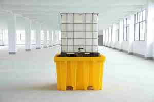 油桶托盘、托盘式存储盘、聚乙烯防渗漏托盘厂家哪家强？上海众御实业产能有保障·质量超可靠