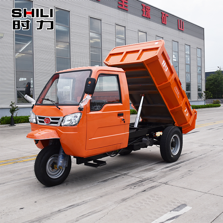 Industrial electric three-wheeler vehicle