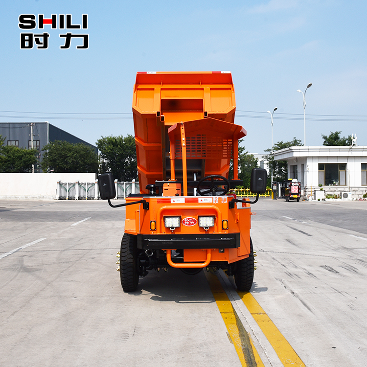 UQ-5 Mining Transportation Vehicle