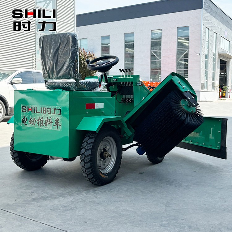 Pasture Electric Feeding Cart - Green