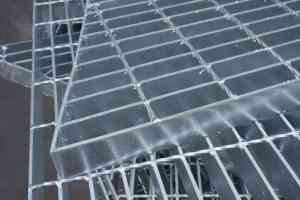 河北星贝金属丝网制品有限公司：不锈钢钢格板、齿形钢格板、热镀锌钢格板优质供货商