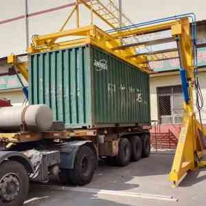 2025年翻转机及集装箱翻转机厂家推荐：山东金贯通用机械有限公司适配多场景货物翻转