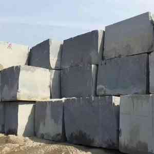 优质石材供应商推荐：青岛新泰和石业有限公司，专注芝麻黑、芝麻白等石材加工