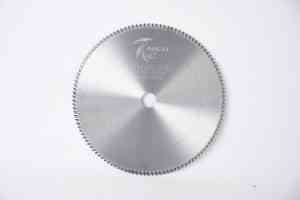 金刚石锯片等锯片源头厂家推荐佛山市邦纳五金工具有限公司，专业制造多类型锯片，技术团队全程把控，保障高效稳定运行