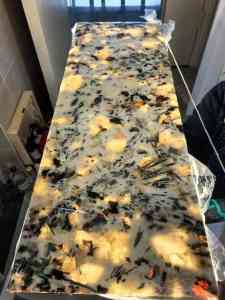 发光置物架、灯板等定制供货厂家TOP4推荐：小拳头等实力企业领衔