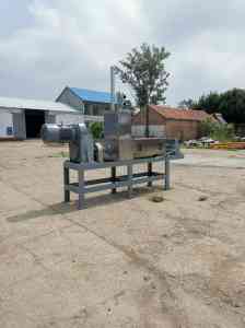 鱼台光华环保科技有限公司：大型牛粪干湿分离机、鸡粪干湿分离机等干湿分离机厂家