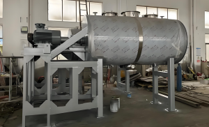 耙式干燥机源头厂家推荐常州丰日，专业制造耙式干燥机、真空耙式干燥机、耙式真空干燥机等，技术团队全程把控，保障高效稳定运行