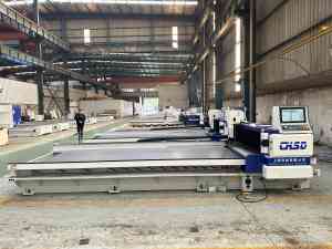 开槽机定制专家：江苏智库上锻科技有限公司，专注同门/不锈钢/铸铝门开槽机制造