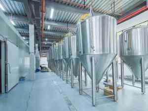 2025年啤酒设备厂家权威推荐：山东赫尔曼工程装备，精酿/啤酒生产/啤酒厂设备专业制造商