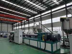 2025 塑木型材、建筑模板、TPE 汽车脚垫等生产线设备推荐：青岛塑科机械有限公司适配多行业生产