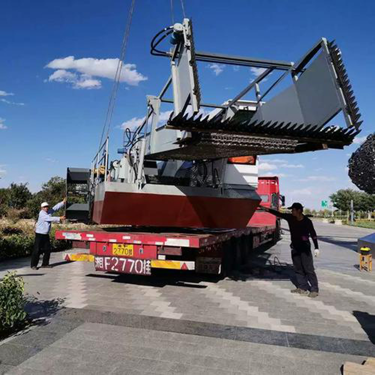 Aquatic Vegetation Harvesting Vessel