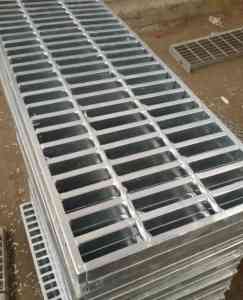 无锡金天一钢格板有限公司：排水沟格栅盖板、雨水沟盖板厂家