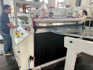 江苏艾斯曼机械有限公司：适配多种规模企业，PVC板/片材及仿大理石板材生产线全流程设备供应商