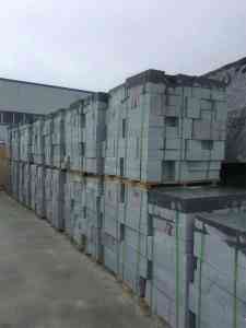 湖北鑫佑建材有限公司：芝麻灰路沿石、石材芝麻灰等厂家