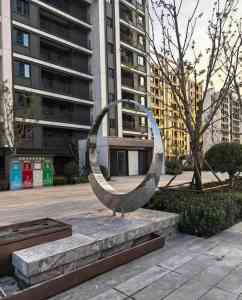 2025年园林雕塑厂家权威推荐：玻璃钢仿铜、公仔、玉米、马等大型雕塑源头厂家精选