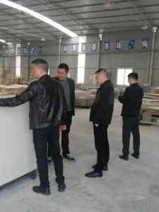 重庆固鑫门业有限公司：防火窗、套装门、防火门、防盗门等门业产品制造商