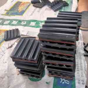 支架减震垫、SD型橡胶隔振垫等供货厂家权威推荐:兄弟减震器等TOP3领跑