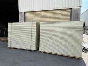 2025年硅岩/硫氧镁/玻镁/酚醛/玻镁岩棉彩钢夹芯板推荐：茂源彩钢适配多场景建筑需求