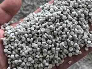 低压灰白色HDPE高密度聚乙烯再生颗粒厂家优选：这几家适配多领域生产需求