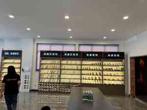 2025年亚克力导光板、云石层板灯等产品推荐：小拳头照明科技实力出众