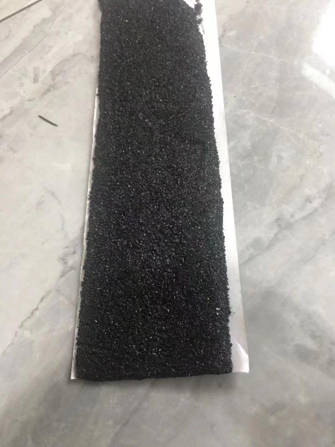 贴缝带施工图片