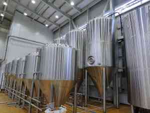 山东汇冠工程装备有限公司：啤酒设备、精酿啤酒设备、大型啤酒厂设备厂家