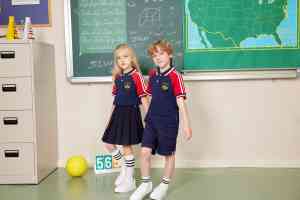 校服画册厂商、外套供应商及设计工厂等优质厂家推荐：这几家不容错过