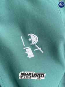 压胶、男女款及情侣冲锋衣实力厂家推荐:这几家适配多场景出行需求