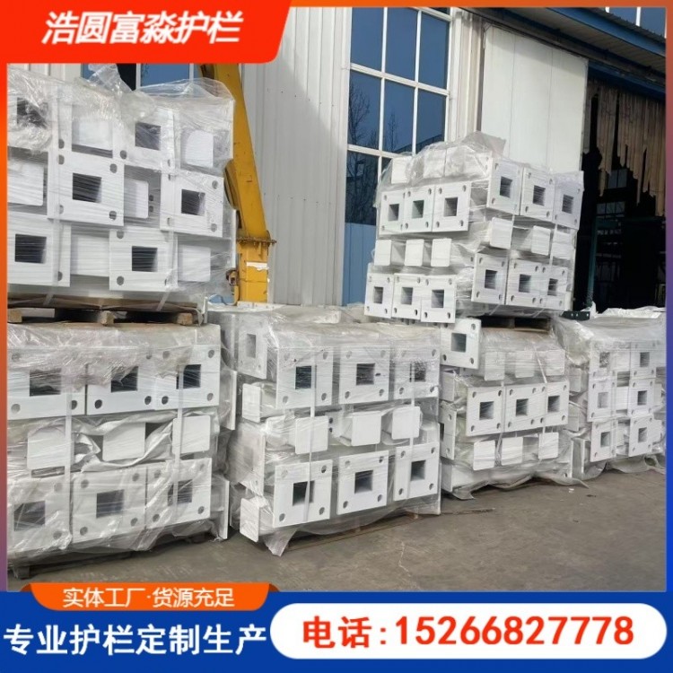 桥梁立柱