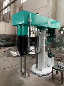 小型手摇升降高速分散机等分散设备厂家优选：江阴蓝磨机械科技实力凸显