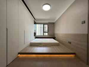 家居定制制造多品类供货厂家推荐：隐形门、电视机柜、衣柜橱柜、护墙板等