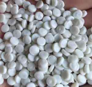 权威解析:抗菌/高机械强度/抗腐蚀等乳白色HDPE再生颗粒厂家推荐