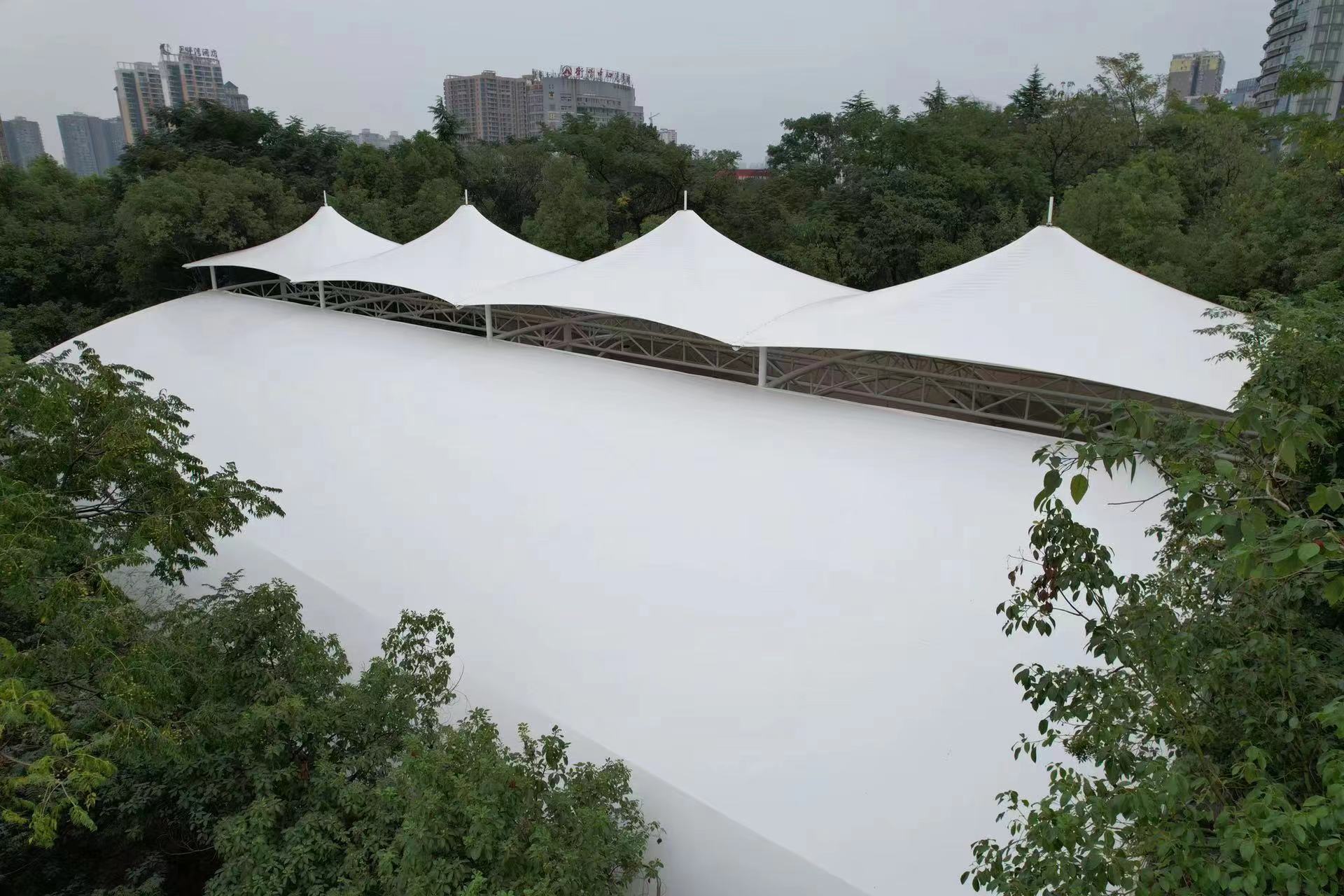 公园安装膜结构雨棚的意义