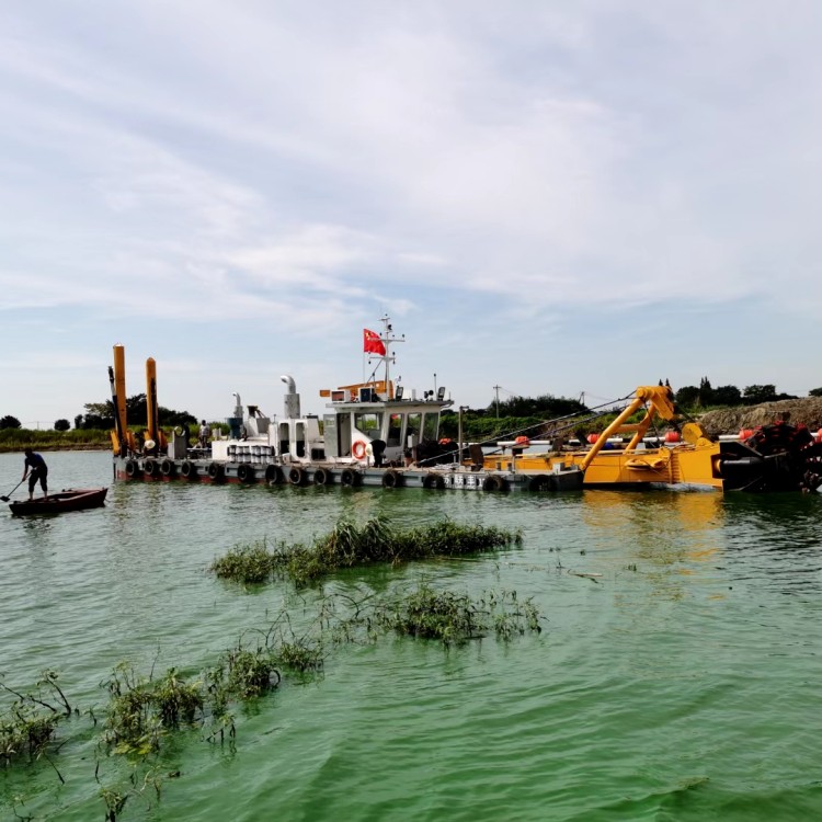 挖泥船厂家