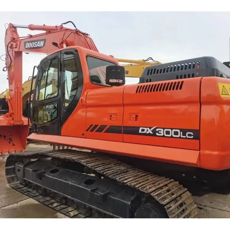 斗山300挖掘机 能满足您在各种特殊需求和环境下的工程作业