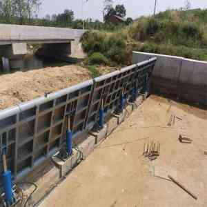 新河县兴淼水工设备有限公司：液压翻板闸门、浮筒闸门等水工设备专业厂家