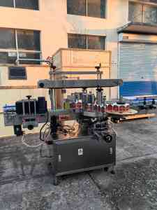 扁瓶贴标机、塑料瓶贴标机等源头厂家推荐，多类型贴标机实力之选