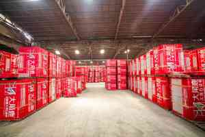 陶瓷砖品牌及耐磨防滑瓷砖源头厂家推荐:大角鹿等厂家实力解析