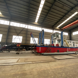 河道清淤挖泥船加工厂推荐:小型、链斗式、多功能挖泥船源头定制厂商